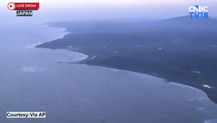 Alerta de tsunami foi exibido em emissoras japonesas após terremoto Crédito: Reprodução/ CNBC Youtube
