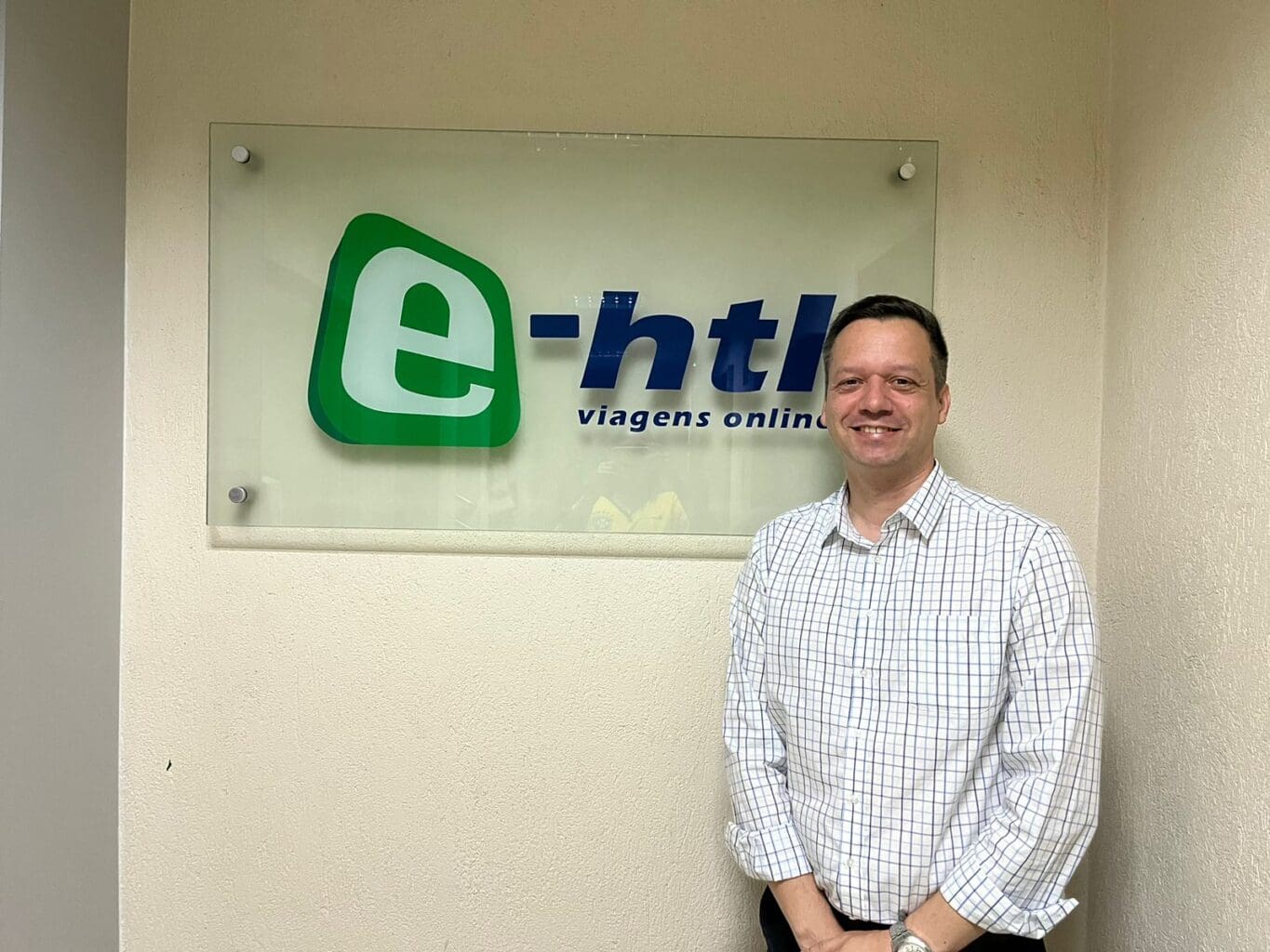 ely-bandeira-executivo-de-vendas