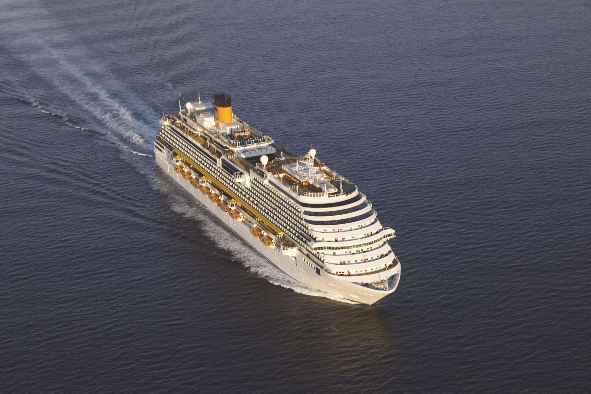 costa cruzeiros esquenta blue week