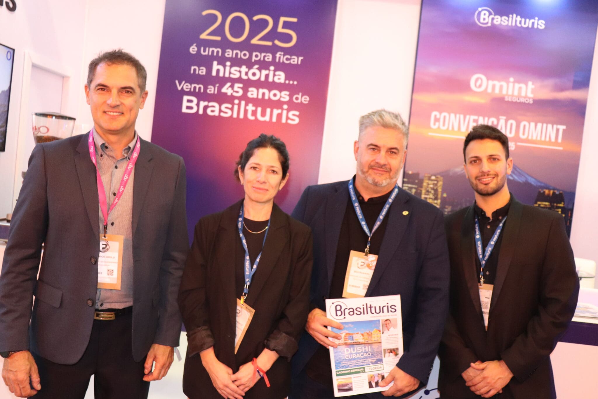 Rodrio Oriolo (Neuquentur), Marina González (Neuquentur), Martin Suero (Villa La Angostura) e Lucas Dagnino (Neuquentur) (Foto: Diego Siliprando/Brasilturis) Rodrio Oriolo (Neuquentur), Marina González (Neuquentur), Martin Suero (Villa La Angostura) e Lucas Dagnino (Neuquentur) (Foto: Diego Siliprando/Brasilturis)