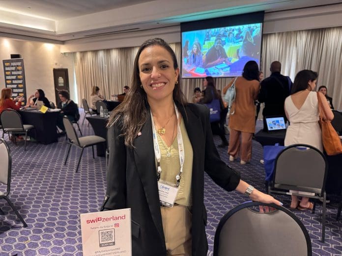 Natália Leal, gerente de Marketing do Turismo da Suíça no Brasil (Foto: Felipe Lima/Brasilturis)