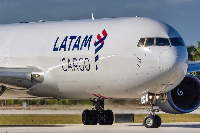 1600px-02142019_LATAM_Cargo_B763F_N534LA_KMIA_NASEDIT_47110424102-2 Latam Cargo