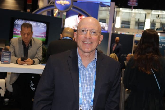 Aldo Leone, presidente da Agaxtur, anunciou com exclusividade ao Brasilturis o lançamento do Agaxtur Expeditions. Crédito: Felipe Lima/Brasilturis