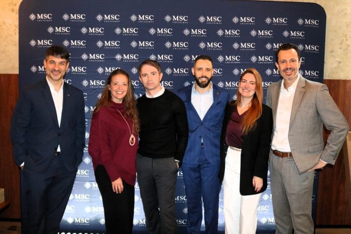 MSC Cruzeiros Qatar Airways Golfo Arábico