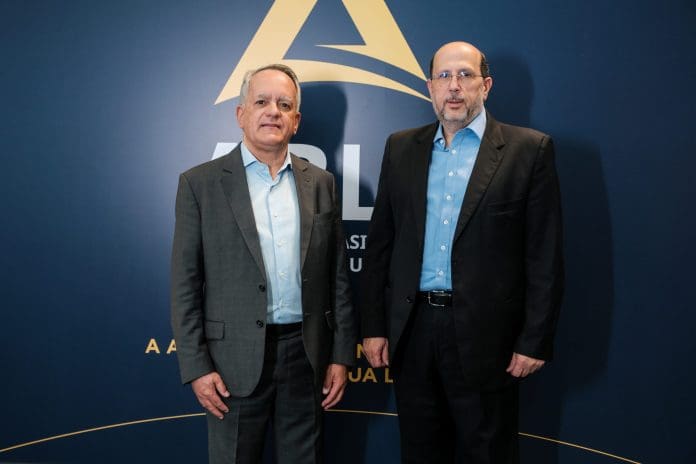 Marco Aurélio Nazaré e Paulo Miguel Junior, respectivamente presidente e vice-presidente da Abla Crédito: Divulgação Abla