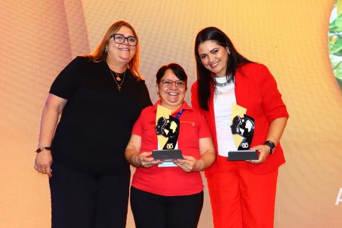 Arlete Cristina Pereira – Categoria Guias de Turismo;