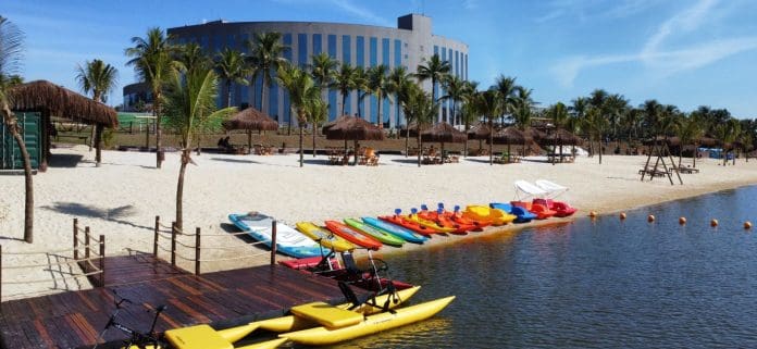 O prefeito municipal de Barretos, Odair Silva, destacou a Praia do Peão como um marco para o turismo da cidade