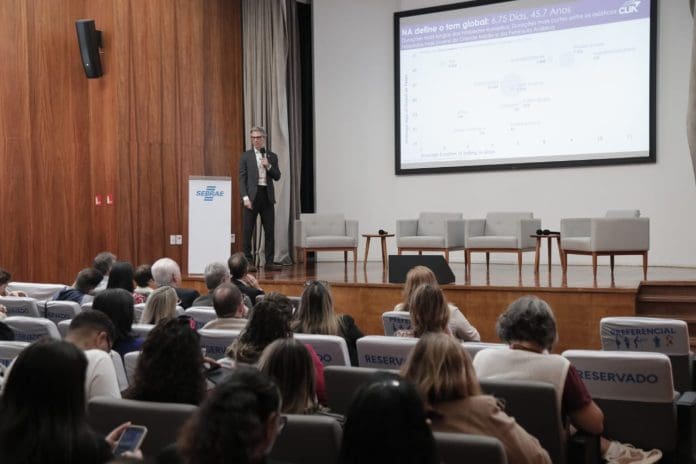 O encontro destacou o crescimento do setor, tendências para os próximos anos e desafios como infraestrutura portuária e sustentabilidade. Crédito: Divulgação / Clia Brasil