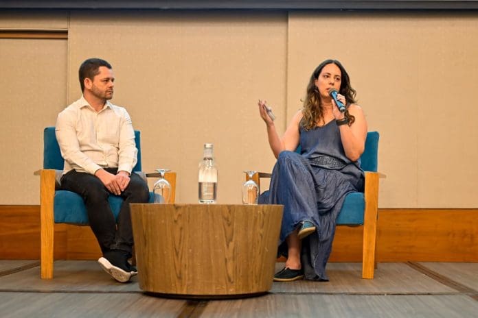 Diego Sierra- diretor da Agência Guanabara- e Marina Figueiredo- presidente executiva da Braztoa. Crédito: Divulgação