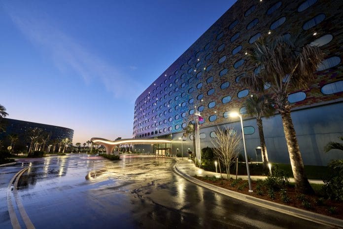 Além dos descontos, a campanha reforça os diferenciais de hospedagem do Universal Orlando Resort. Crédito: Divulgação