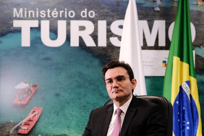 A direção nacional do União Brasil deve se reunir na manhã desta quarta-feira (8) para analisar um processo disciplinar que pode levar à expulsão do ministro do Turismo, Celso Sabino, da sigla. Crédito: Roberto Castro/MTur