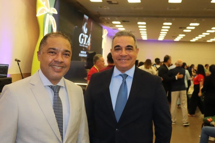 Claudio Júnior e Breno Mesquita, CEOs da BBC Eventos, organizadora do BTM. Crédito: Felipe Lima/Brasilturis Claudio Júnior e Breno Mesquita, CEOs da BBC Eventos, organizadora do BTM. Crédito: Felipe Lima/Brasilturis