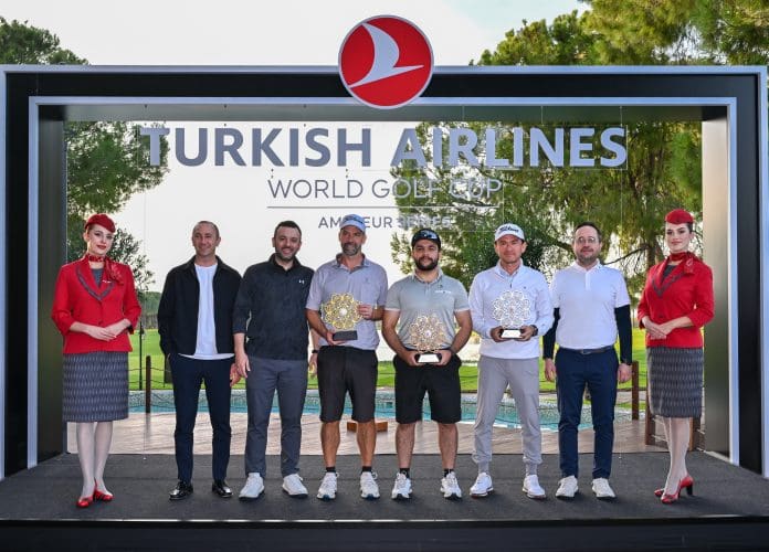 Premiação dos vencedores do Turkish Airlines World Golf Cup