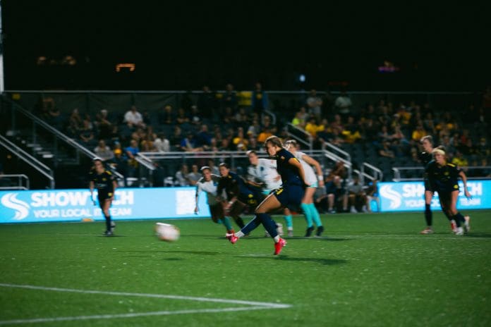 Tampa Bay celebra uma temporada esportiva repleta de ação no fim de 2025 Tampa Bay celebra uma temporada esportiva repleta de ação no fim de 2025