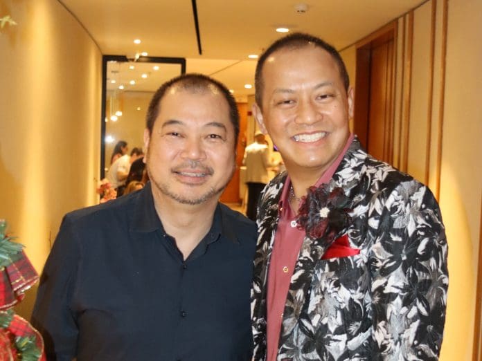 Giancarlo Takegawa, diretor geral da Air Canada no Brasil, e Rocky Lo, diretor internacional de Vendas da companhia. Crédito: Felipe Lima/Brasilturis