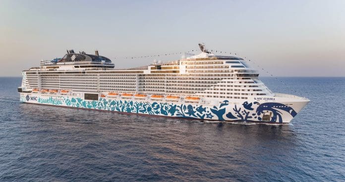 Pacotes completos da MSC reúnem voos, hospedagem, transfers e cruzeiros pelo Golfo Arábico a bordo dos navios MSC Euribia e MSC World Europa. Crédito: Divulgação/MSC