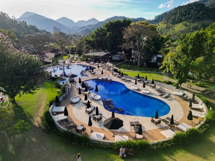 Verão 2026: piscina de 500 m² e tobogã gigante são os destaques do Le Canton para as férias escolares