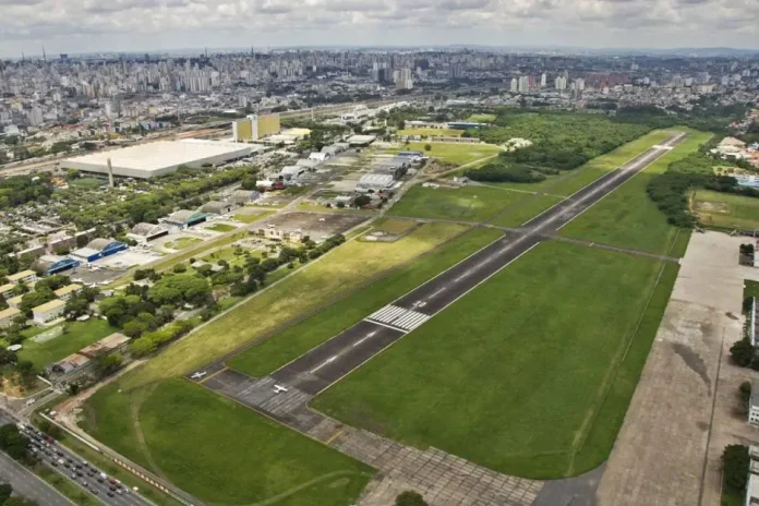 Aeroporto de Campo de Marte, em São Paulo, terá espaço específico para pouso e decolagem dos carros voadores Crédito: Divulgação/ Infraero