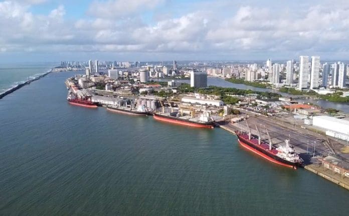 Leilão de quatro terminais portuários nas regiões Norte, Nordeste e Sul - Foto: Divulgação/MPor Leilões portuários