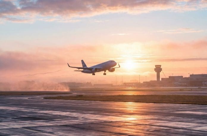 Início do uso regular do combustível sustentável SAF na aviação comercial. Crédito: Divulgação/MPor